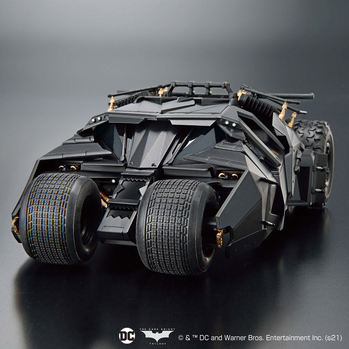 【🔵𝐁𝐀𝐂𝐊𝐎𝐑𝐃𝐄𝐑 JAN-2026】 1/35 Scale BATMOBILE (BATMAN BEGINS VER.) 【🔵𝐁𝐀𝐂𝐊𝐎𝐑𝐃𝐄𝐑 JAN-2026】 1/35 Scale BATMOBILE (BATMAN BEGINS VER.)