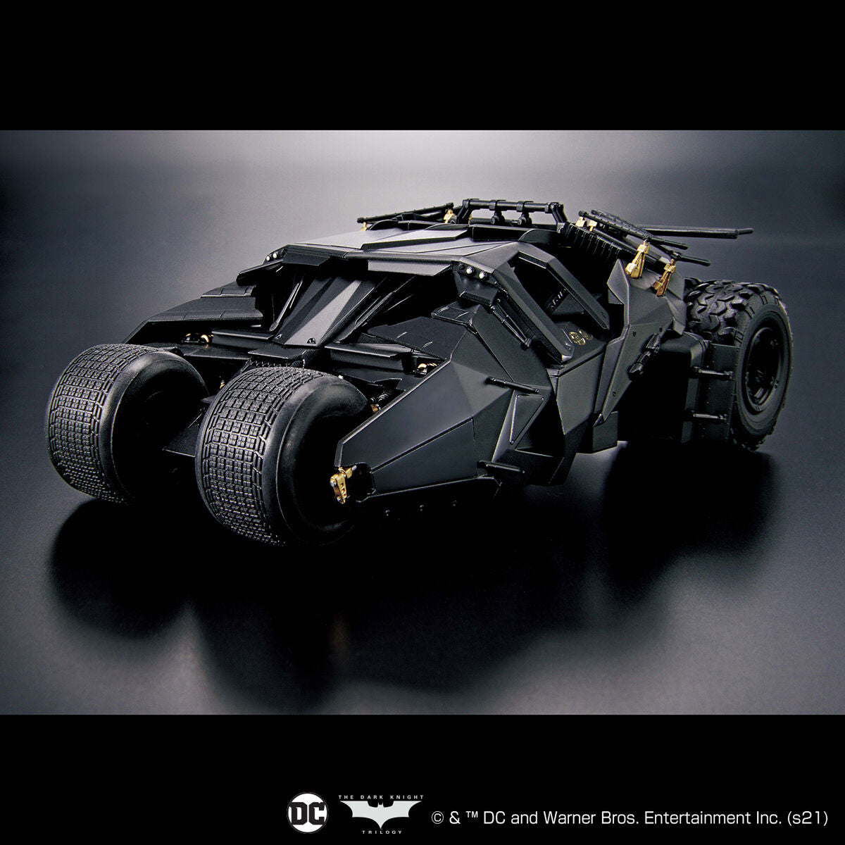 【🔵𝐁𝐀𝐂𝐊𝐎𝐑𝐃𝐄𝐑 JAN-2026】 1/35 Scale BATMOBILE (BATMAN BEGINS VER.) 【🔵𝐁𝐀𝐂𝐊𝐎𝐑𝐃𝐄𝐑 JAN-2026】 1/35 Scale BATMOBILE (BATMAN BEGINS VER.)