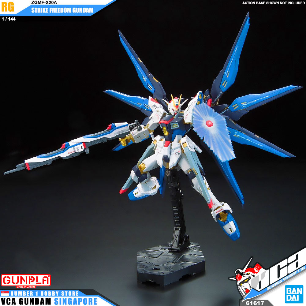 Bandai Real Grade RG ZGMF-X20A Strike Freedom Gundam Bandai Real Grade RG ZGMF-X20A Strike Freedom Gundam