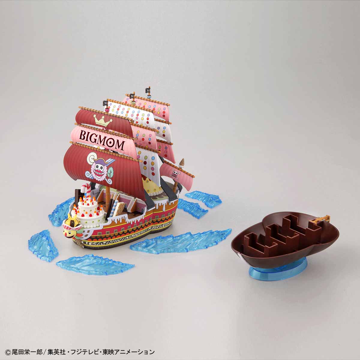 QUEEN-MAMA CHANTER - ONE PIECE GRAND SHIP COLLECTION