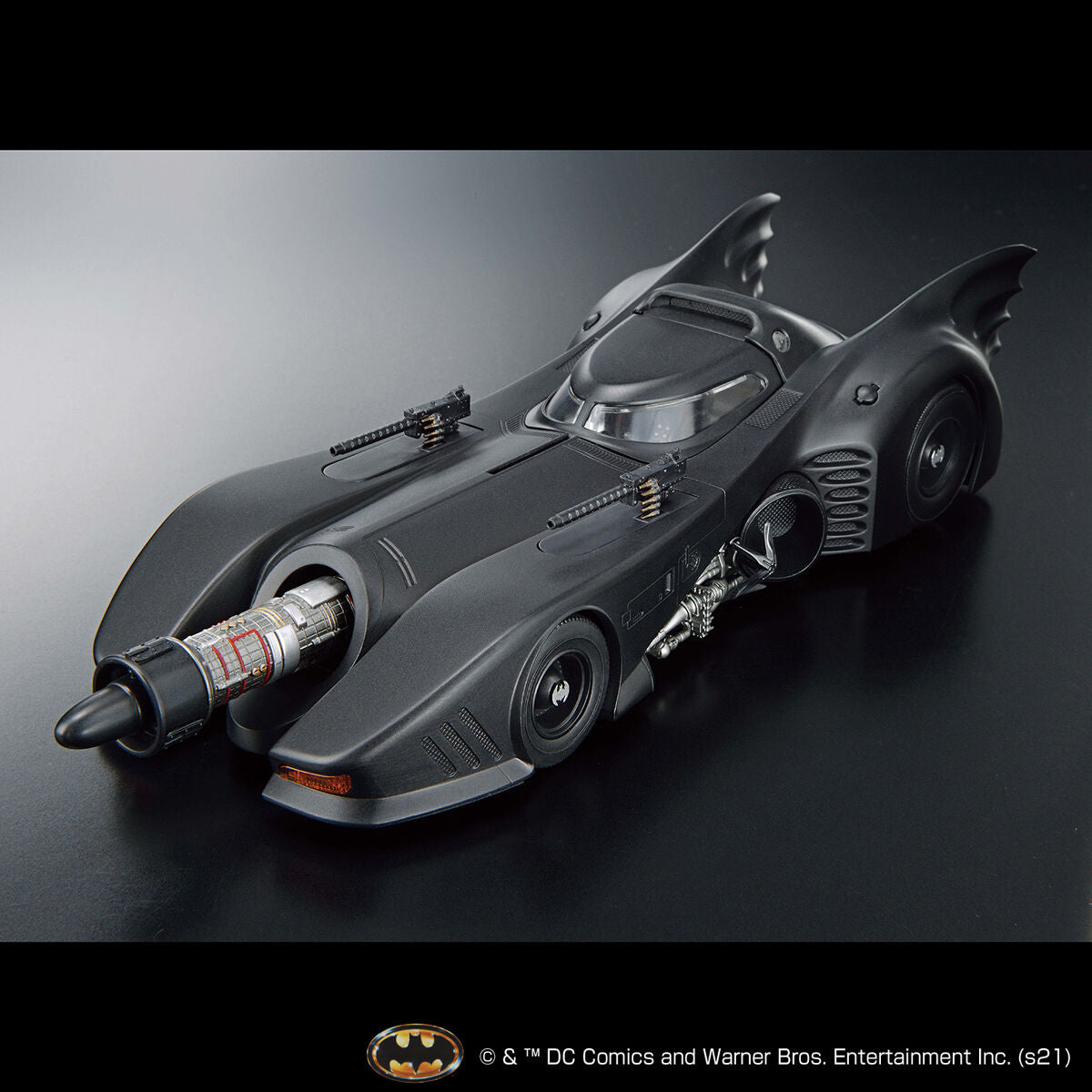 【🔥CLEARANCE】 1/35 Scale BATMOBILE (BATMAN VER.)
