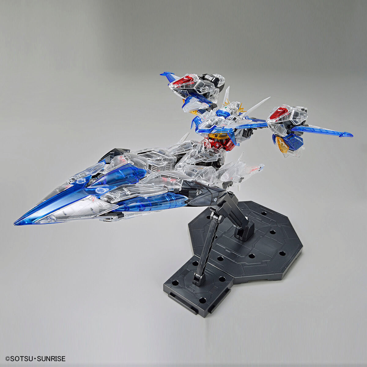 【𝐓𝐇𝐄 𝐆𝐔𝐍𝐃𝐀𝐌 𝐁𝐀𝐒𝐄】 MG ECLIPSE GUNDAM (CLEAR COLOR)