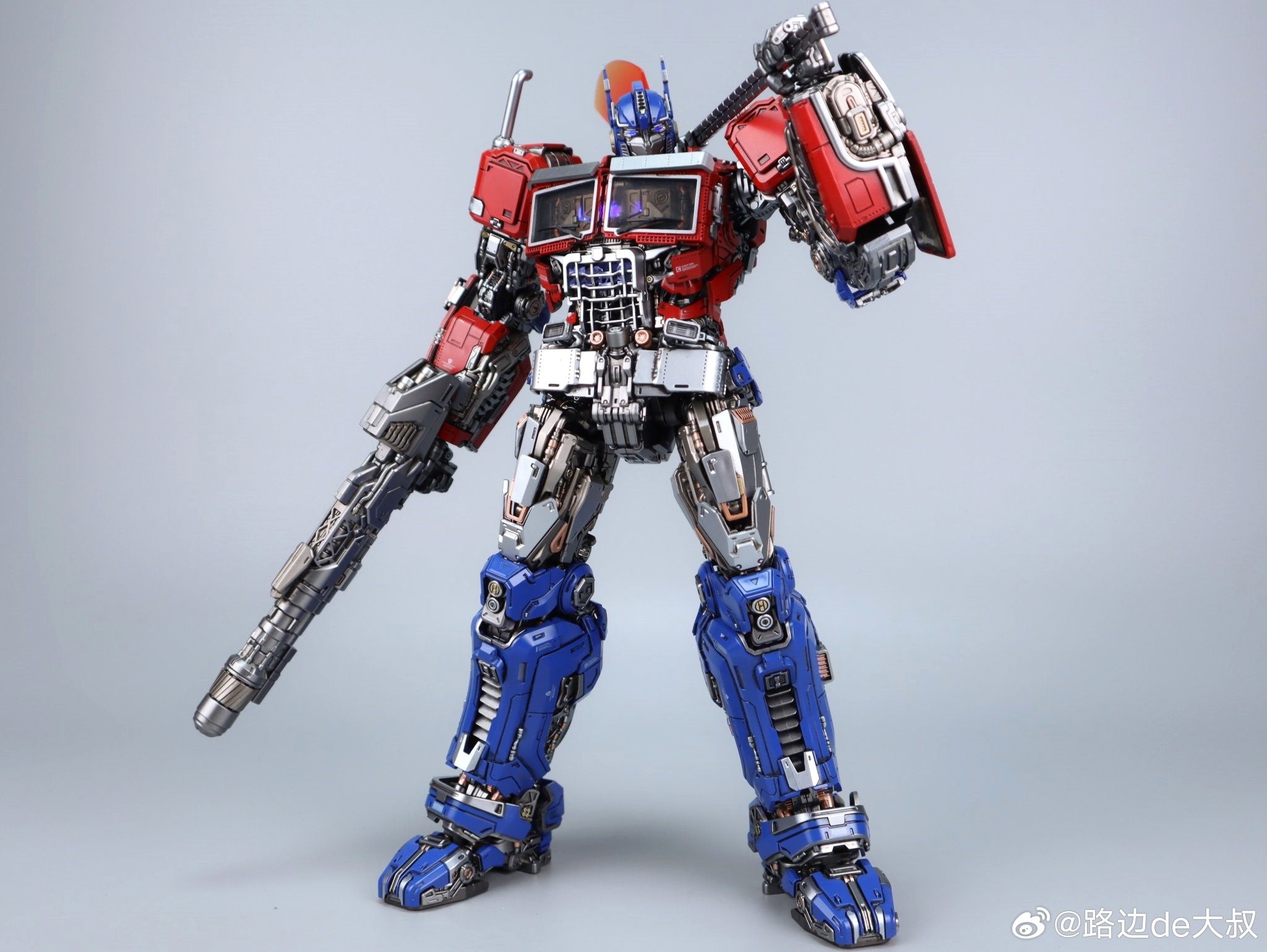 FANSTASMO STUDIO FS-01 ELITE LEADER OPTIMUS PRIME TRANSFORMER