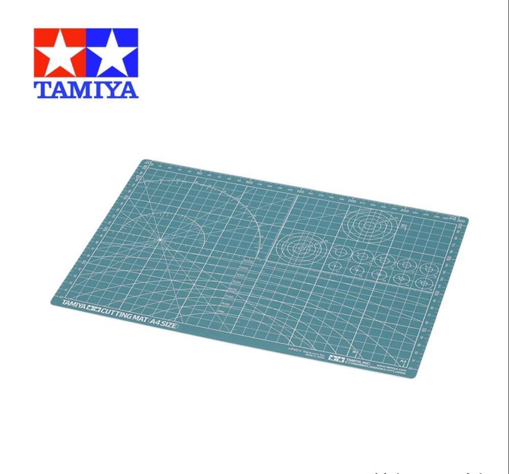 TAMIYA 74118 CUTTING MAT (A4 SIZE / GREEN)